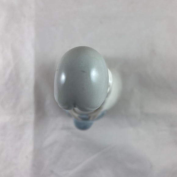 Vintage Girl Standing With Hat And Bow Porcelain Figurine Spain Porceval 9” Tall - Picture 9 of 12